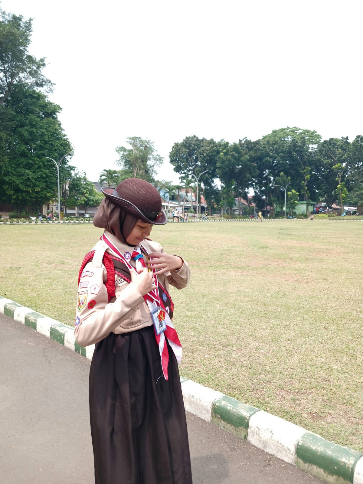 Nesya dalam kegiatan Pramuka